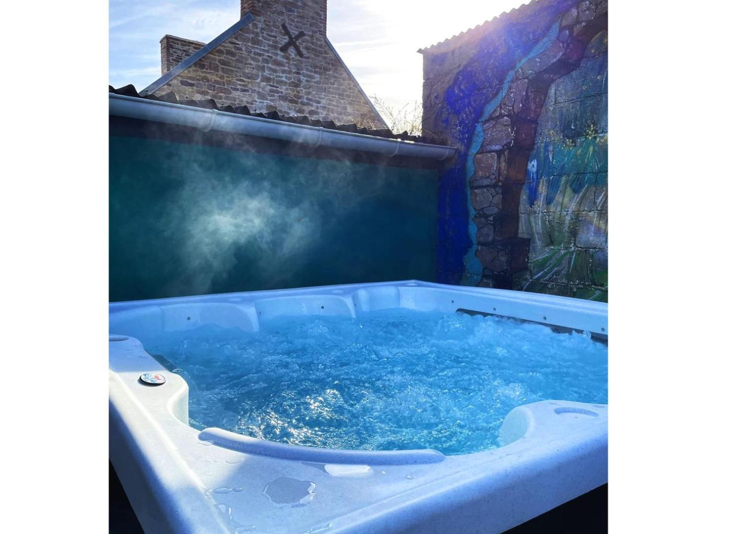Maison Kerity With Jacuzzi - Terrace パンポル エクステリア 写真